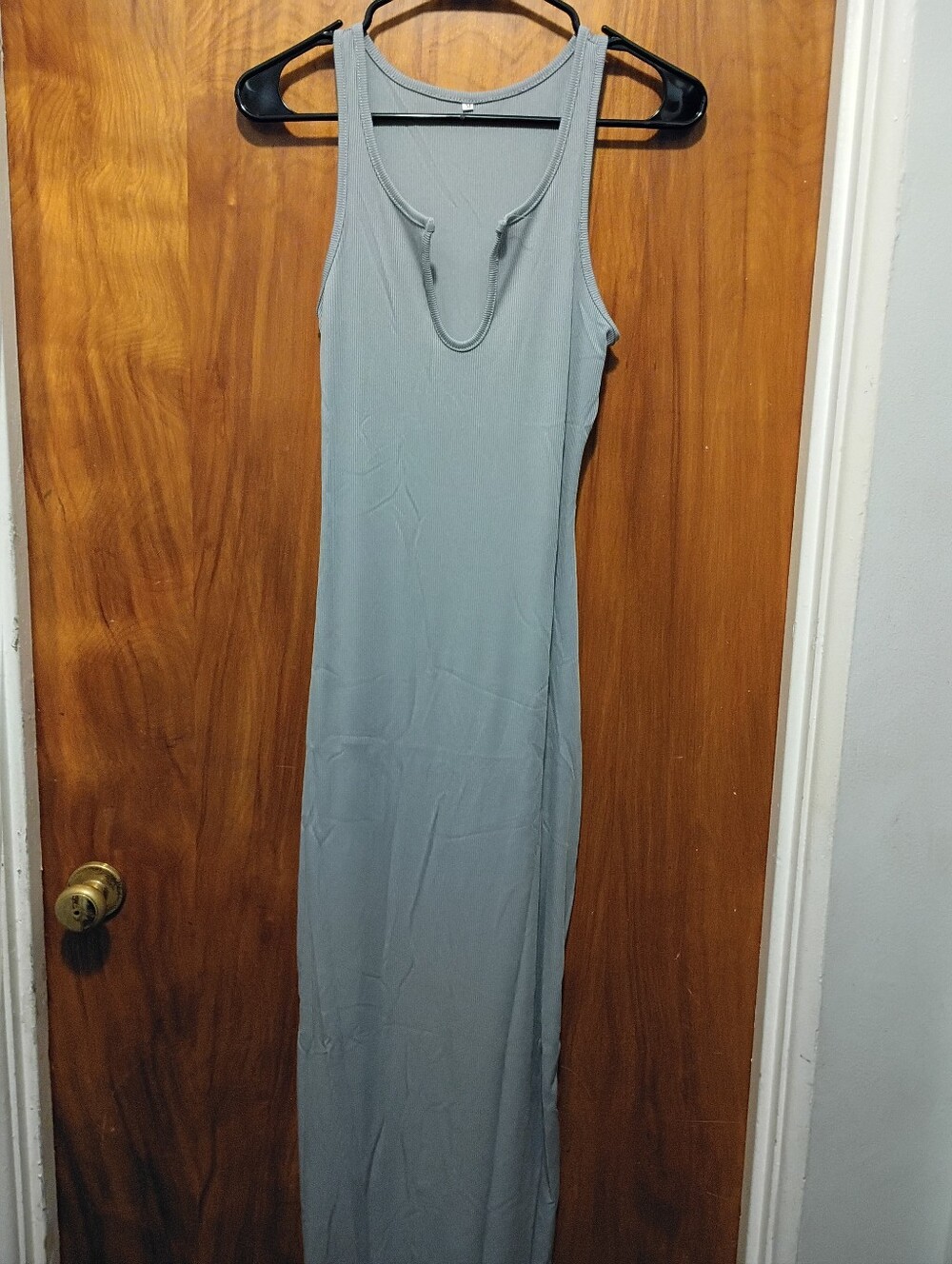 Sleeveless Scoop Neck Maxi Dress in Light Gray